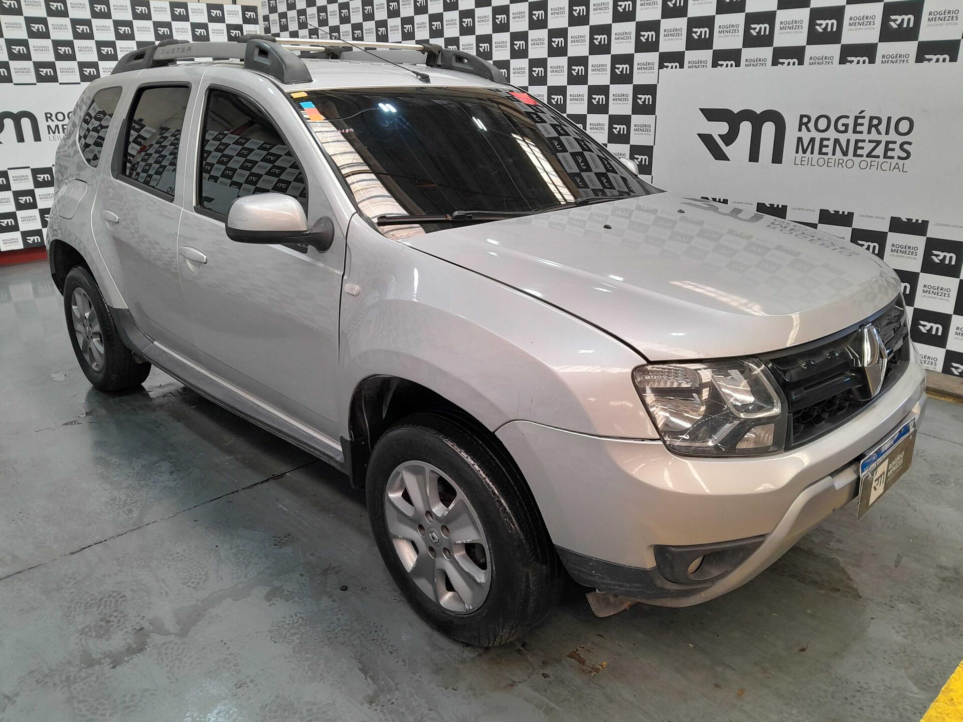 RENAULT DUSTER 2.0 2019