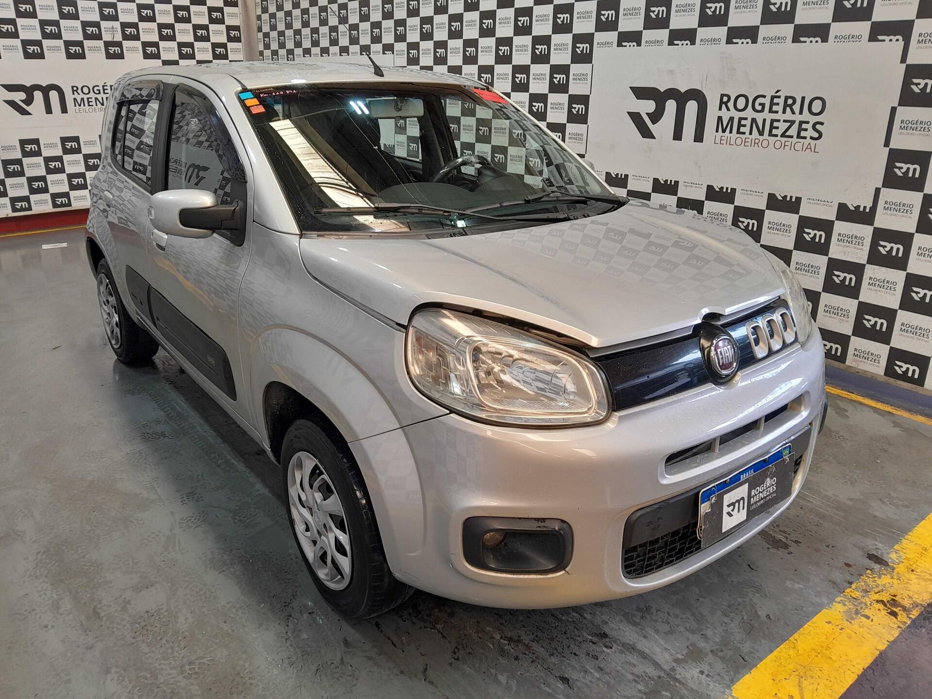 FIAT UNO 2015