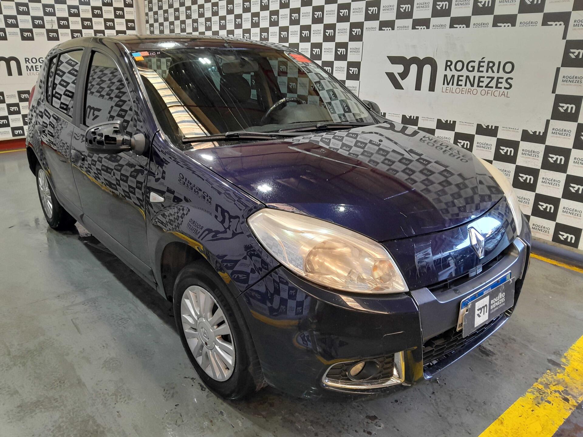 RENAULT SANDERO 2013