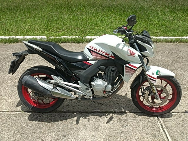 HONDA CB250F TWISTER 2022 