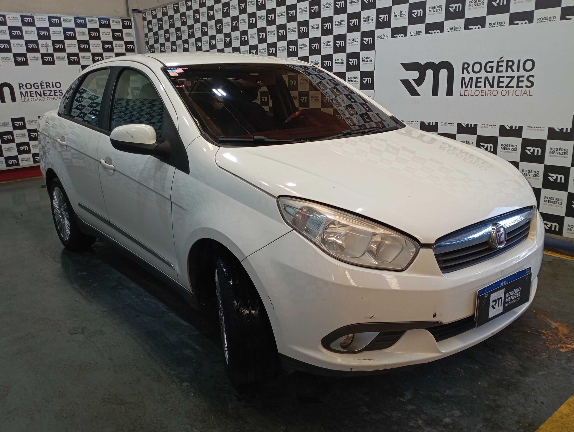 FIAT SIENA ESSENCE 2013