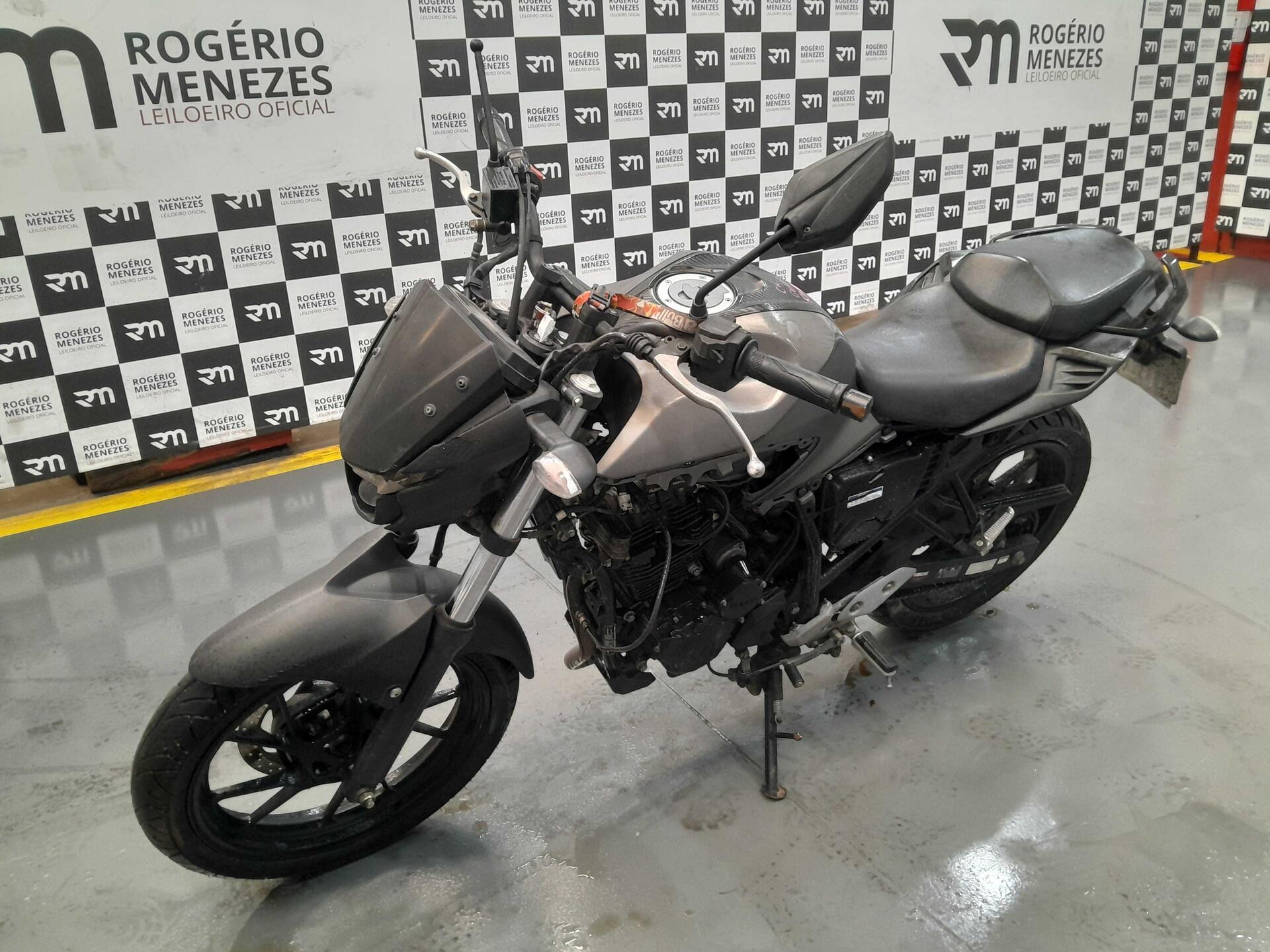 YAMAHA FZ25 FAZER 2024