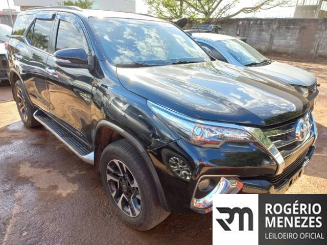 HILUX SW4 SRX 2.8 2017